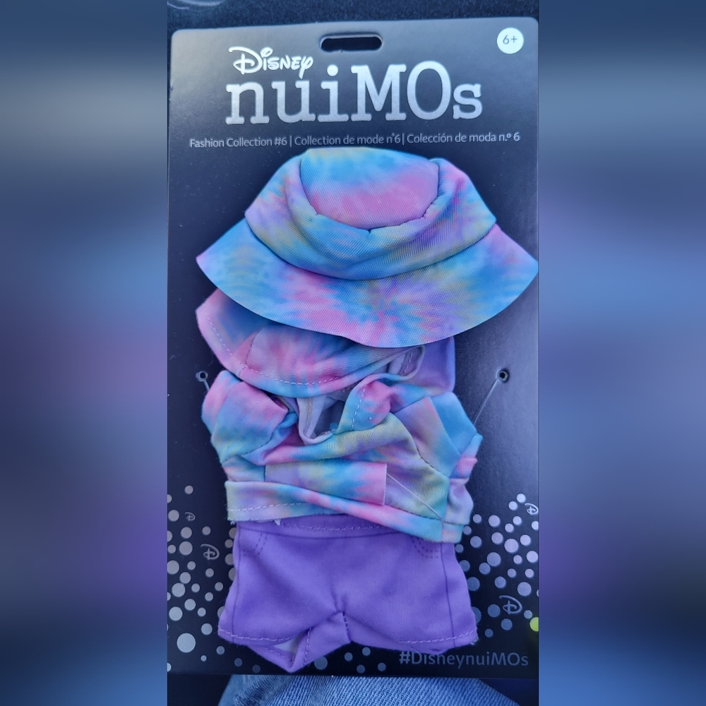Disney nuimos comfy outfit